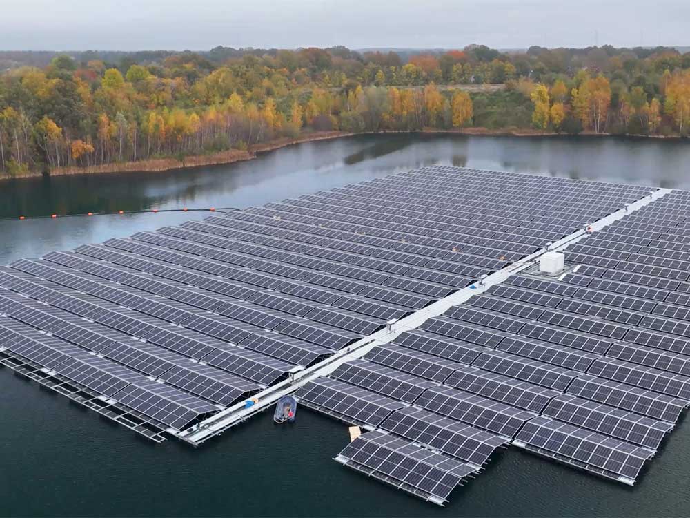 Startseite 12 Floating PV Kalksandsteinwerk, Höltinghausen 2024